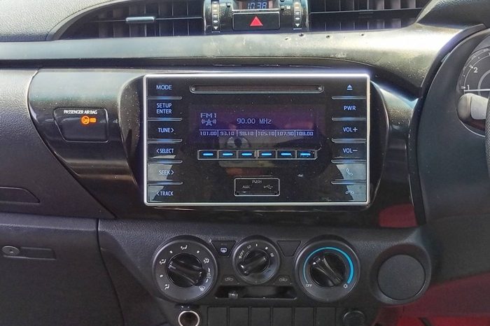 REVO 2WD 2019 2.4J MT SMART CAB WHITE  9751 full