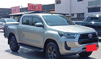 REVO PRE 2022 2.4 ENTRY AT DOUBLE CAB SILVER  6861 full