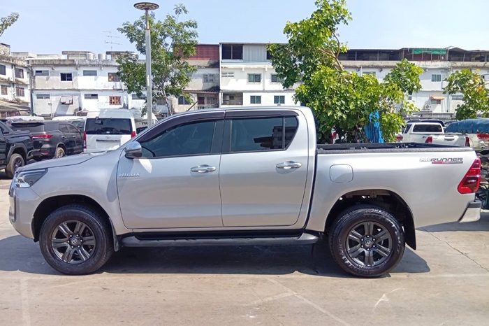 REVO PRE 2022 2.4 ENTRY AT DOUBLE CAB SILVER  6861 full