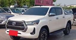 REVO PRE 2020 2.4 MID AT DOUBLE CAB WHITE  2366