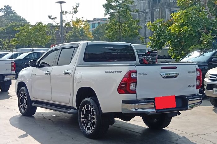 REVO PRE 2020 2.4 MID AT DOUBLE CAB WHITE  2366 full