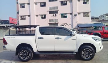 REVO PRE 2020 2.4 MID AT DOUBLE CAB WHITE  2366 full