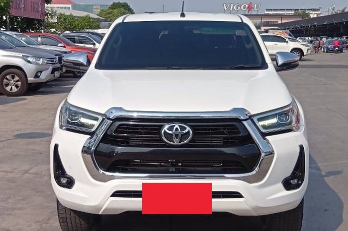 REVO PRE 2022 2.4 MID AT DOUBLE CAB WHITE  1848 full