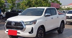 REVO PRE 2022 2.4 MID AT DOUBLE CAB WHITE  1848