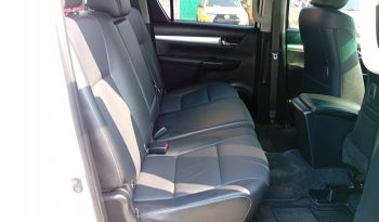 REVO PRE 2022 2.4 MID AT DOUBLE CAB WHITE  1848 full