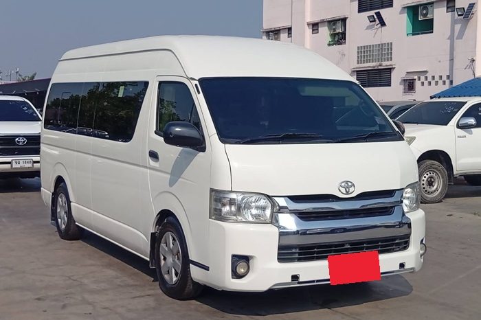 TOYOTA 2WD 2019 2.7 MT COMMUTER WHITE  6429 full