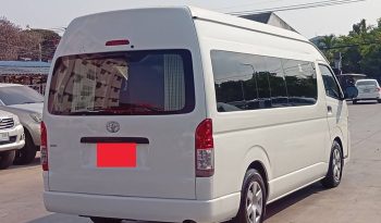 TOYOTA 2WD 2019 2.7 MT COMMUTER WHITE  6429 full