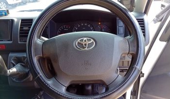 TOYOTA 2WD 2019 2.7 MT COMMUTER WHITE  6429 full