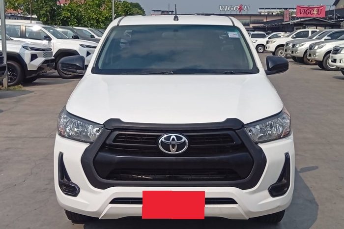 REVO 2WD 2022 2.4J MT STANDARD WHITE  6634 full