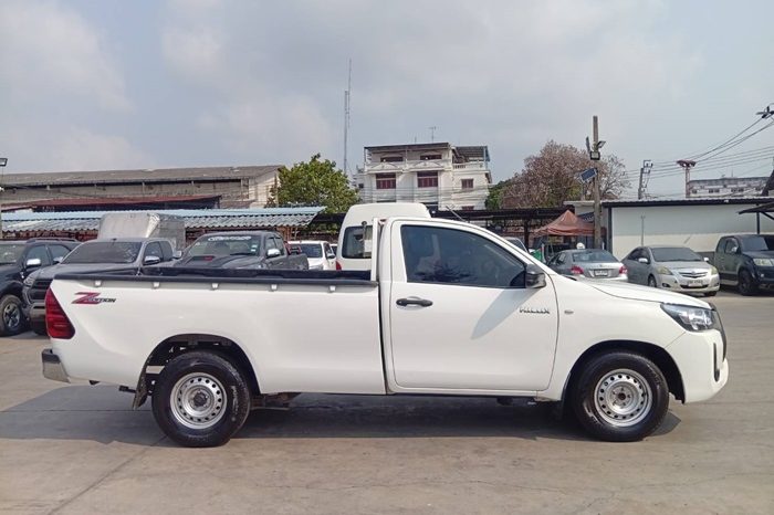 REVO 2WD 2022 2.4J MT STANDARD WHITE  6634 full