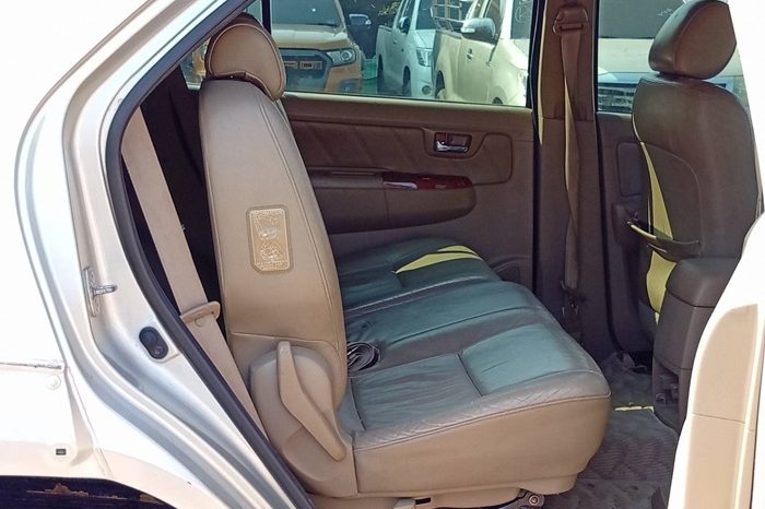 TOYOTA 4WD 2010 3.0V AT FORTUNER SILVER  2167 full