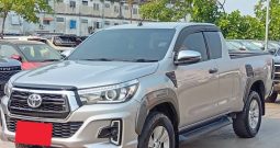 REVO 4WD 2019 2.4E MT SMART CAB SILVER  8983