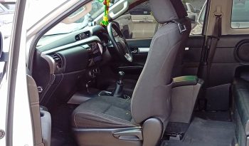 REVO 4WD 2019 2.4E MT SMART CAB SILVER  8983 full