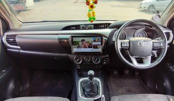 REVO 4WD 2019 2.4E MT SMART CAB SILVER  8983 full