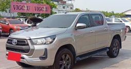 REVO PRE 2020 2.4 ENTRY AT DOUBLE CAB SILVER  1339