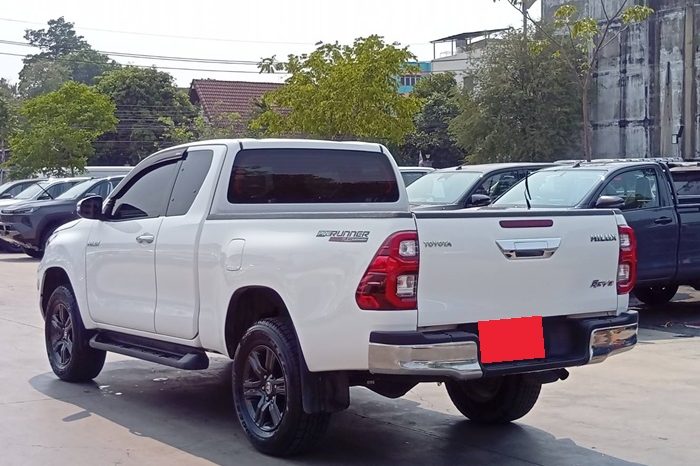 REVO PRE 2022 2.4 ENTRY AT SMART CAB WHITE  1952 full