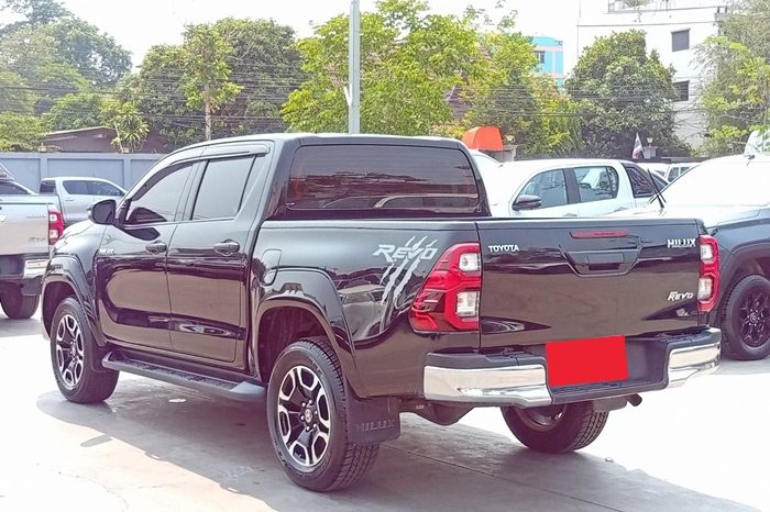 REVO PRE 2021 2.4 MID AT DOUBLE CAB BLACK  9180 full