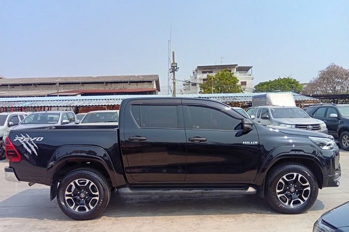 REVO PRE 2021 2.4 MID AT DOUBLE CAB BLACK  9180 full