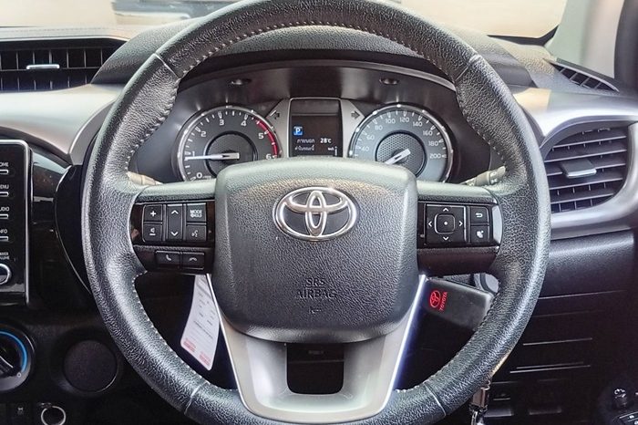 REVO PRE 2021 2.4 MID AT DOUBLE CAB BLACK  9180 full