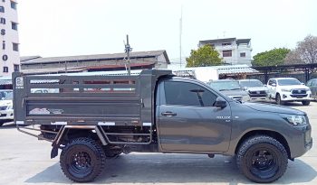 REVO 4WD 2023 2.8 ENTRY MT STANDARD GREY  4696 full