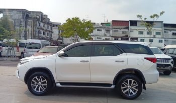 TOYOTA 2WD 2019 2.4V AT FORTUNER WHITE  1490 full