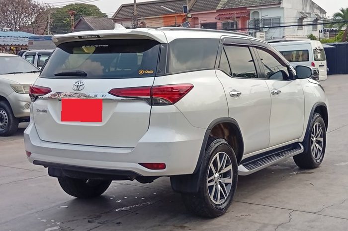 TOYOTA 2WD 2019 2.4V AT FORTUNER WHITE  1490 full