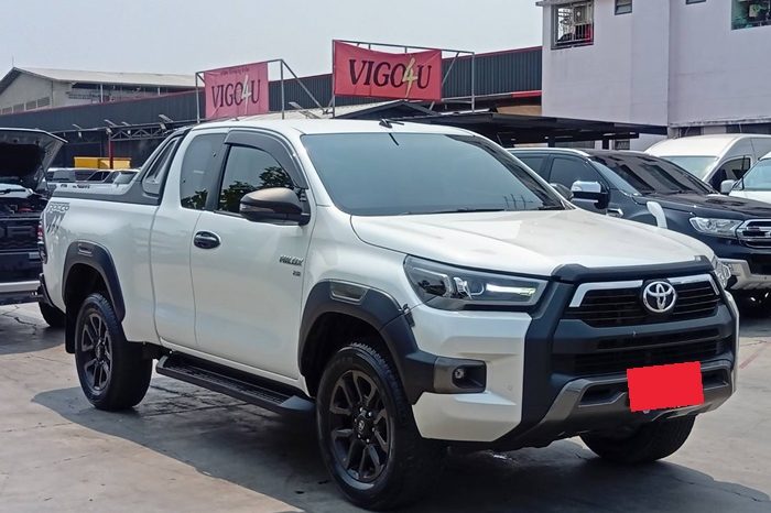 ROCCO 4WD 2021 2.8 HIGHT AT SMART CAB WHITE  990 full