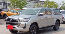 REVO PRE 2022 2.4 ENTRY AT DOUBLE CAB SILVER  5974