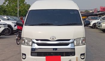 TOYOTA 2WD 2019 3.0 AT COMMUTER WHITE  7322 full