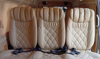 TOYOTA 2WD 2019 3.0 AT COMMUTER WHITE  7322 full