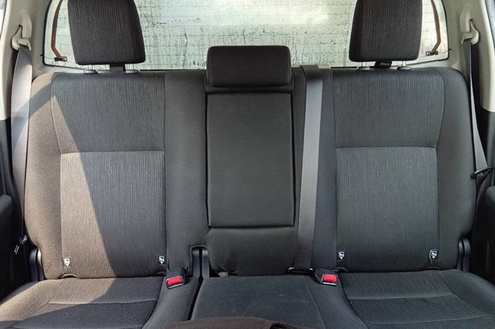 REVO PRE 2020 2.4 ENTRY AT DOUBLE CAB SILVER  2713 full