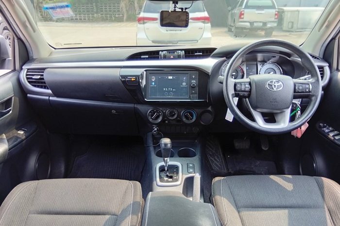 REVO PRE 2020 2.4 ENTRY AT DOUBLE CAB SILVER  2713 full