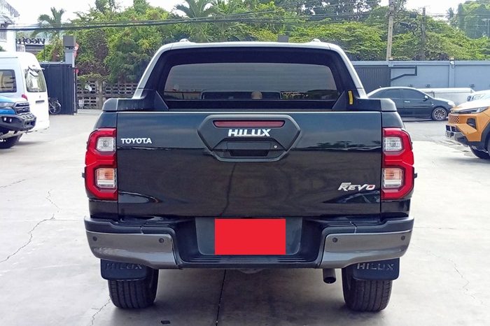 ROCCO PRE 2021 2.4G AT DOUBLE CAB BLACK  9585 full