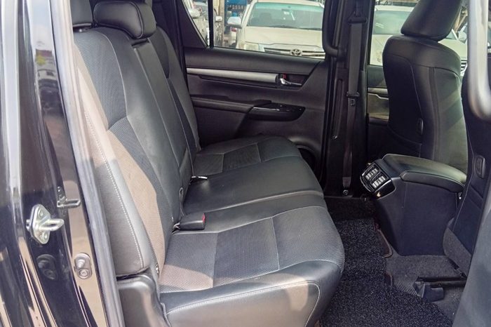 ROCCO PRE 2021 2.4G AT DOUBLE CAB BLACK  9585 full