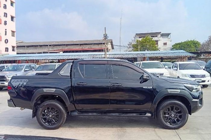 ROCCO PRE 2021 2.4G AT DOUBLE CAB BLACK  9585 full