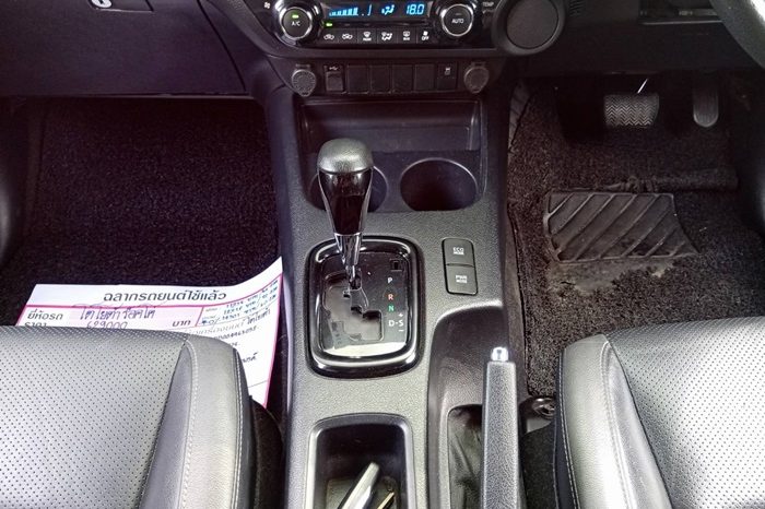 ROCCO PRE 2021 2.4G AT DOUBLE CAB BLACK  9585 full