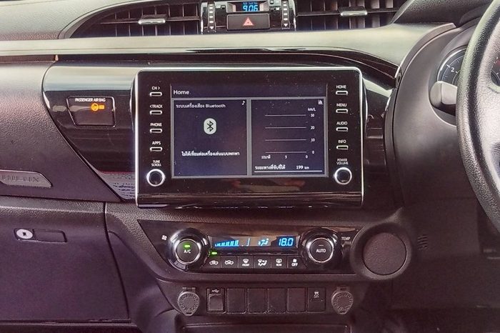 ROCCO PRE 2021 2.4G AT DOUBLE CAB BLACK  9585 full