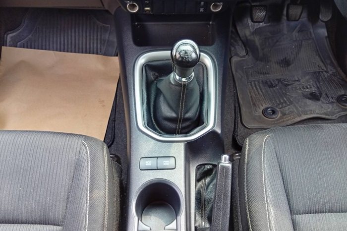 REVO 4WD 2021 2.4 MID MT DOUBLE CAB SILVER  4934 full