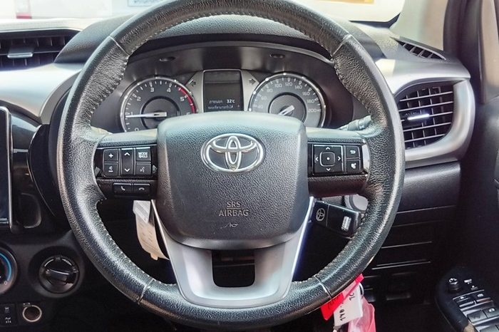 REVO 4WD 2021 2.4 MID MT DOUBLE CAB SILVER  4934 full