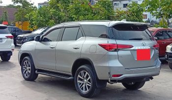 TOYOTA 4WD 2017 2.8V AT FORTUNER SILVER  8388 full