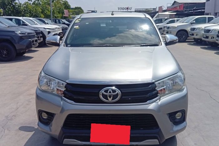 REVO 2WD 2018 2.4E MT DOUBLE CAB SILVER  9424 full