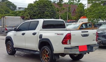 REVO PRE 2019 2.4G AT DOUBLE CAB WHITE  638 full