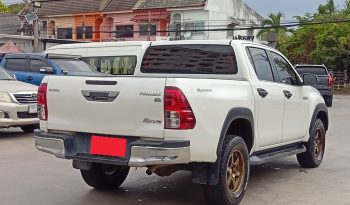 REVO PRE 2019 2.4G AT DOUBLE CAB WHITE  638 full