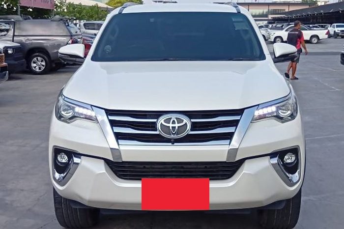 TOYOTA 4WD 2018 2.4V AT FORTUNER WHITE  4132 full
