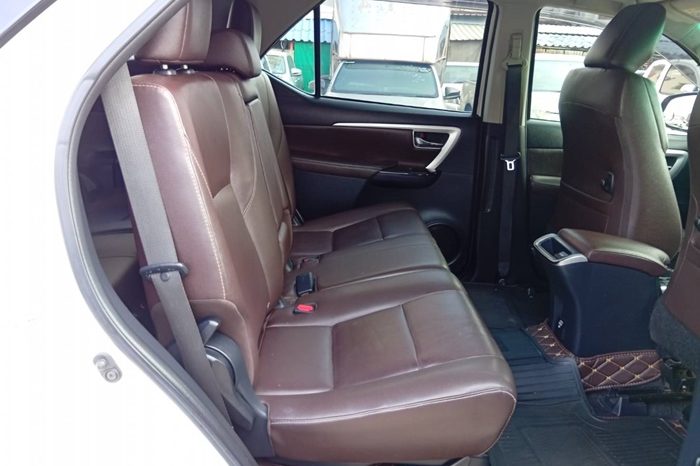 TOYOTA 4WD 2018 2.4V AT FORTUNER WHITE  4132 full