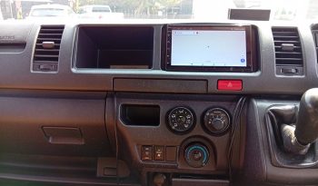 TOYOTA 2WD 2017 3.0 MT COMMUTER SILVER  2143 full