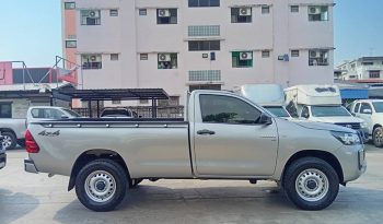 REVO 4WD 2021 2.8 ENTRY MT STANDARD SILVER  4761 full