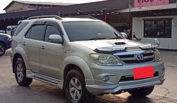 TOYOTA 4WD 2007 3.0V AT FORTUNER SILVER  7427 full
