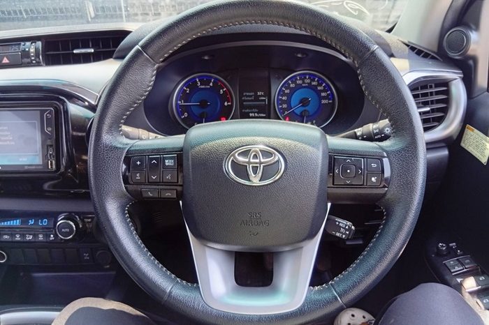 REVO 4WD 2019 2.8G MT DOUBLE CAB SILVER  9138 full