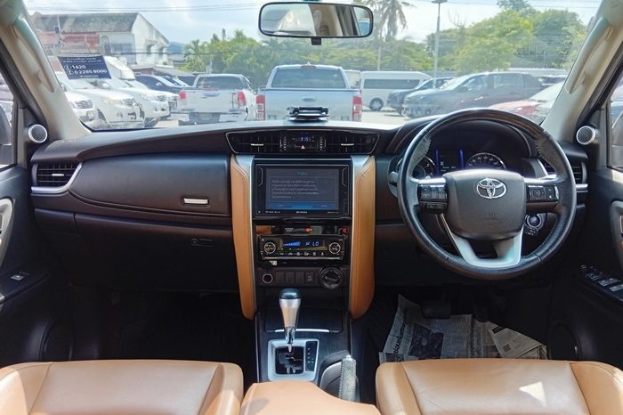 TOYOTA 4WD 2019 2.8V AT FORTUNER BROWN  8521 full